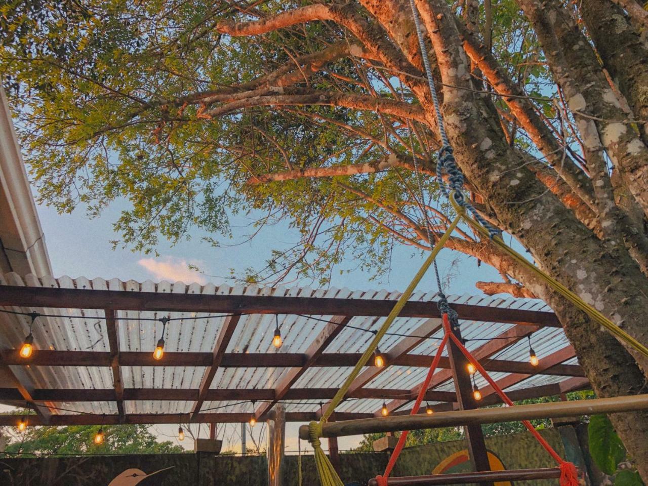 Monte Fresco Hostel Boutique Puntarenas Exterior photo